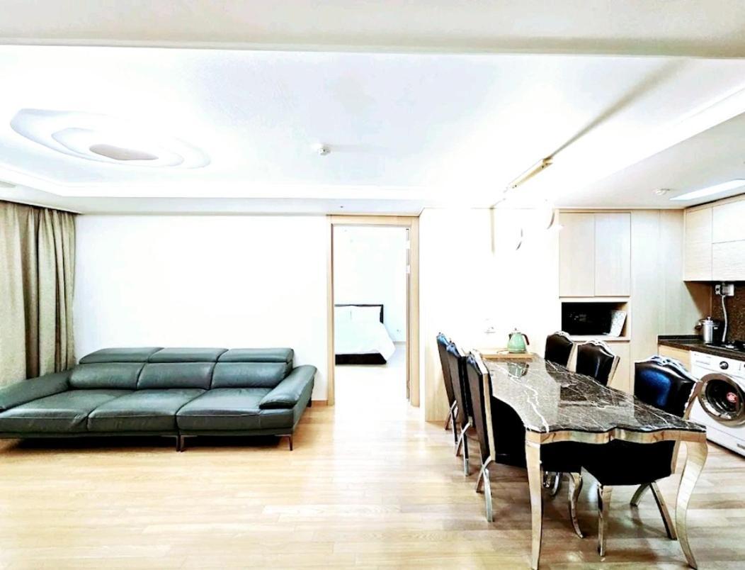 Ciel De Mer Apartment ปูซาน ภายนอก รูปภาพ