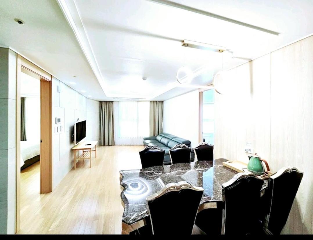 Ciel De Mer Apartment ปูซาน ภายนอก รูปภาพ